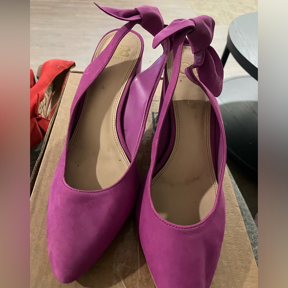 Gianni Bini Size 10M Suede Heels